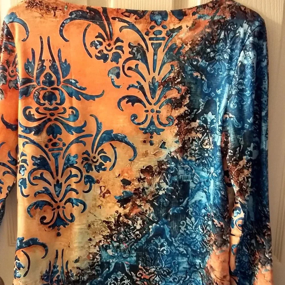 Womens Top - Picture 2 of 3